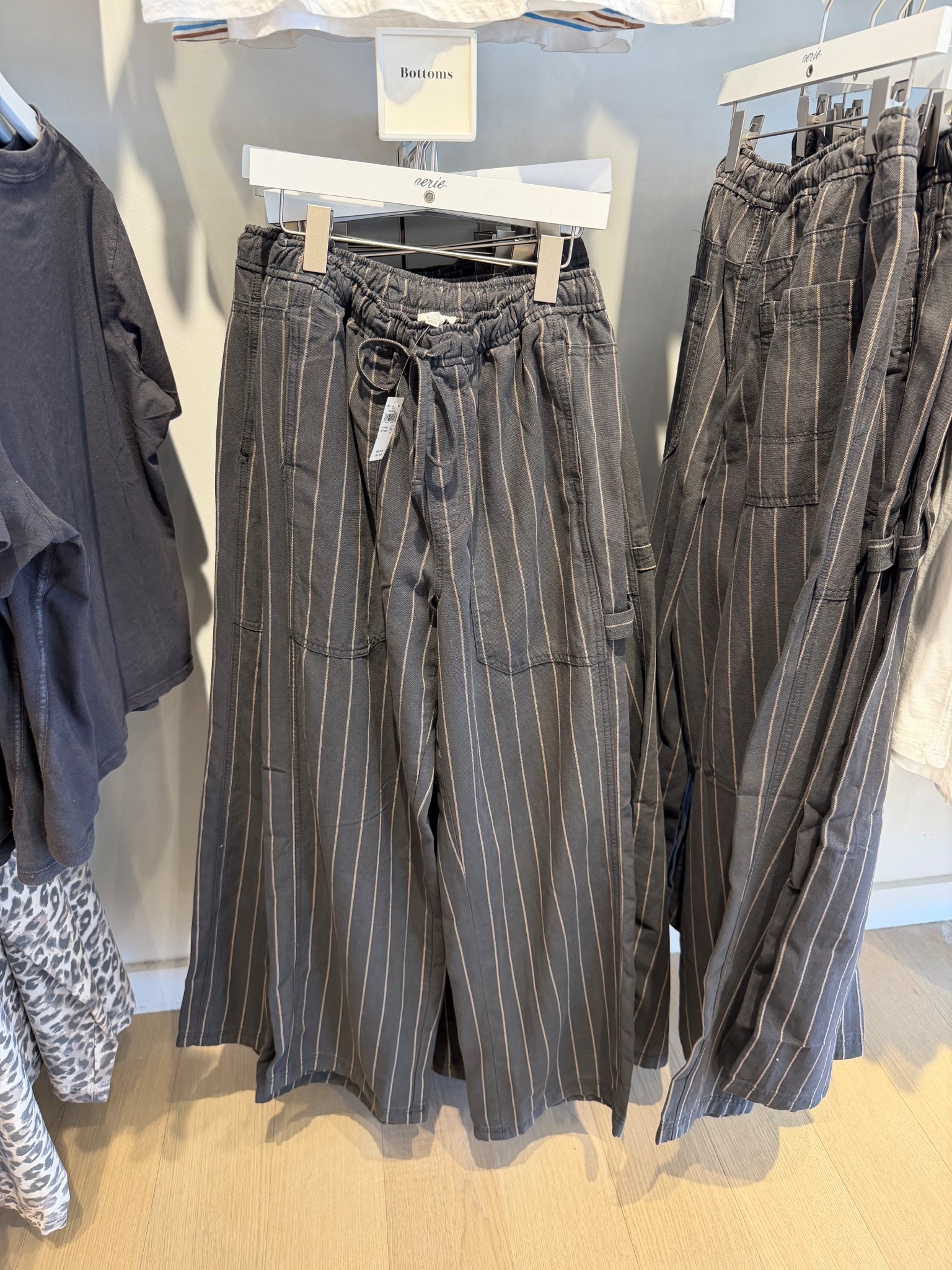 Obsessed with this pants from Aerie! 