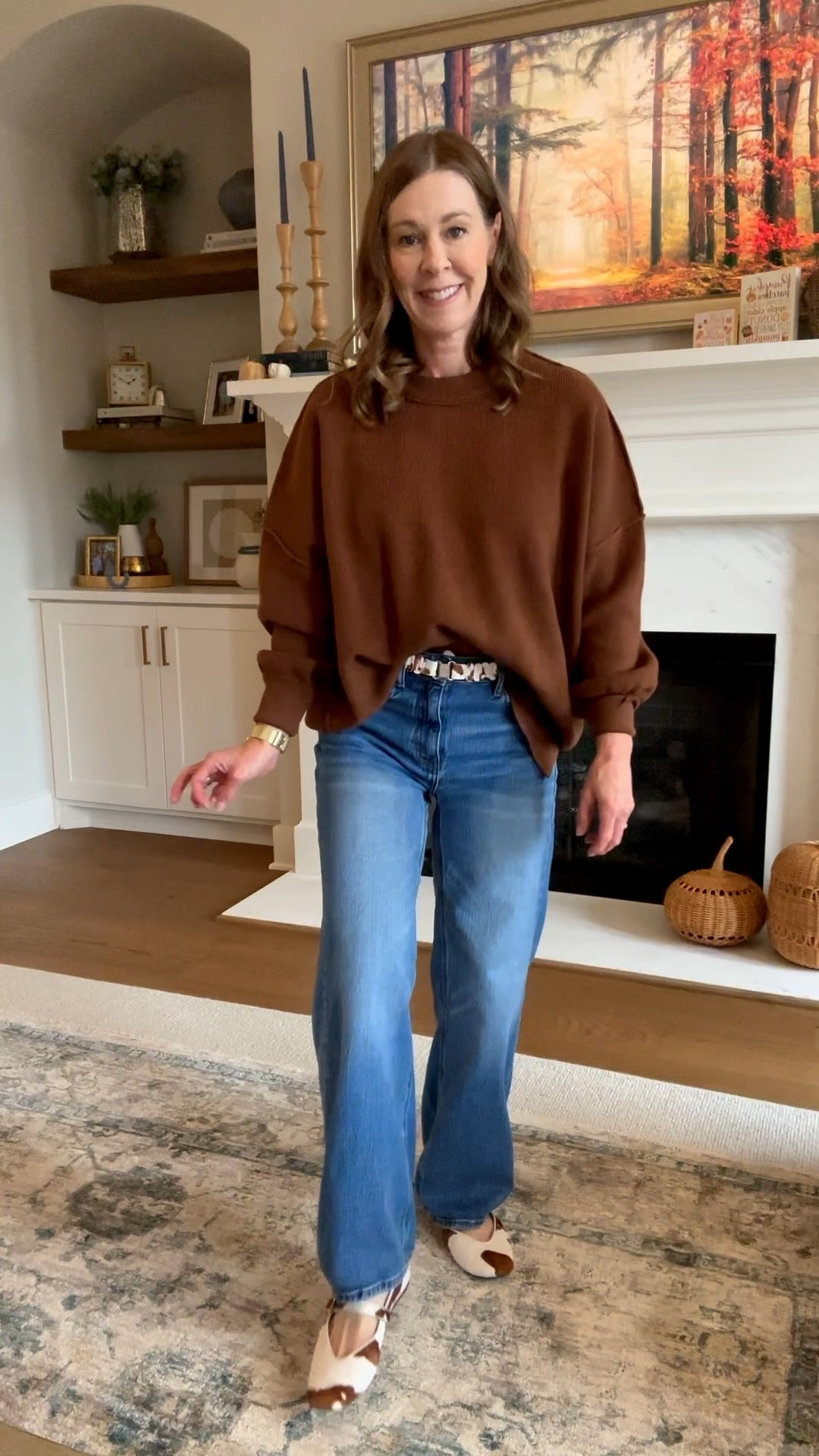 Do you like the cow print trend but don’t want an all over look? Then accessories will be the best way to wear it! 
Amazon sweater size small
Quince jeans TTS
Cow print stretch belt
Cow print ballet flats size down 1/2 size
#cowprint #quince #widelegjeans #anthropologie #macys

#LTKStyleTip #LTKFindsUnder50 #LTKPetite