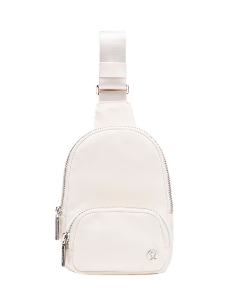 Everywhere Sling Bag Small 2L | Lululemon (US)