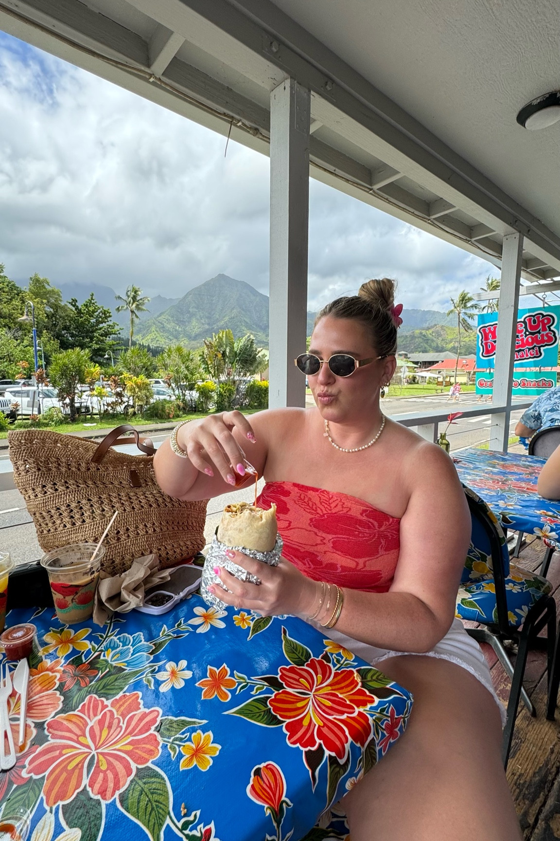 KAUAI OOTD | I’m wearing the size XL in the top and a size 34 in the shorts! 

#LTKSeasonal #LTKPlusSize #LTKMidsize