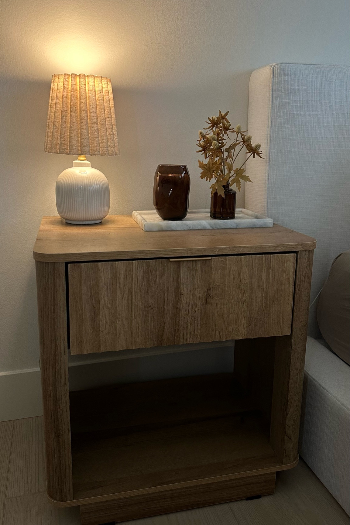 Bedroom minimalist modern organic decor inspo

#LTKHome