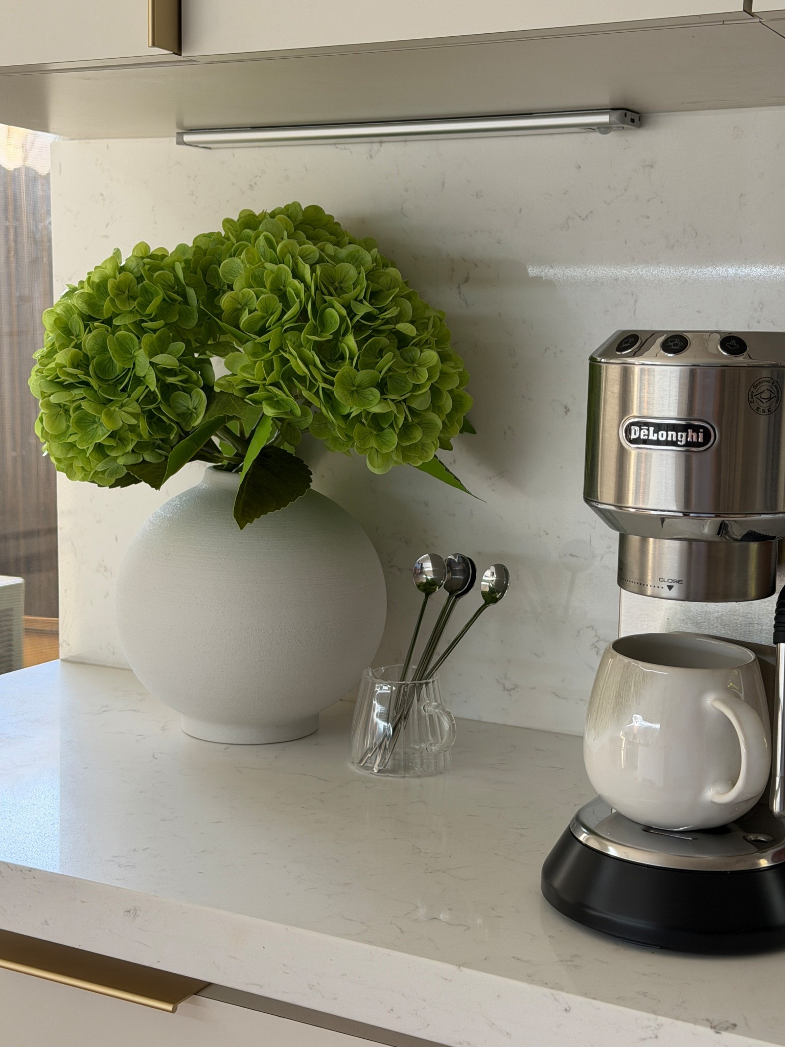 Amazon does it again 😍 #spring #springfloral #homedecor 

#LTKSaleAlert #LTKHome