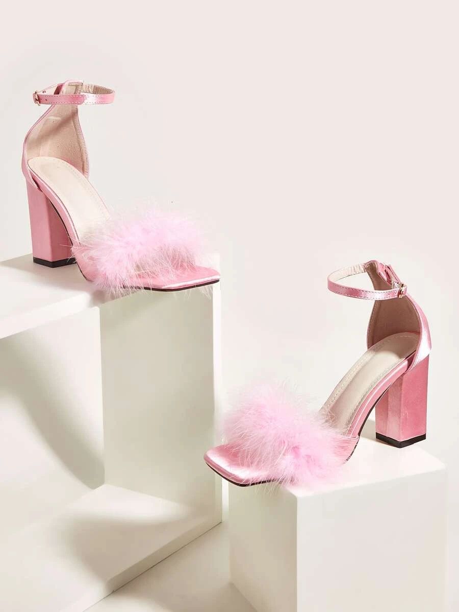 Chicken Feather Chunky Heeled Sandals
   
      SKU: sx2110194454077655
          (500+ Reviews) ... | SHEIN