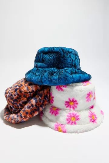 Knox Printed Faux Fur Bucket | Urban Outfitters (US and RoW)