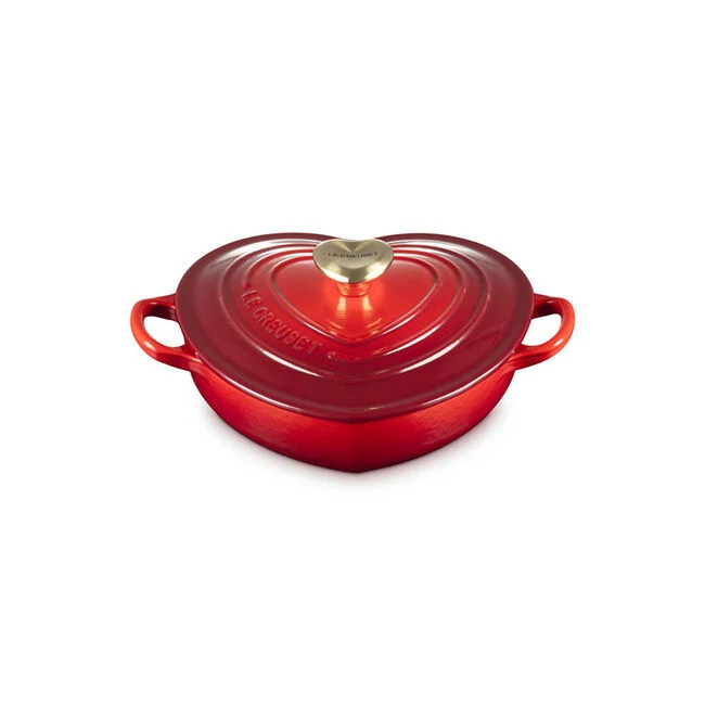 Shallow Heart Cocotte with Light Gold Heart Knob | Le Creuset
