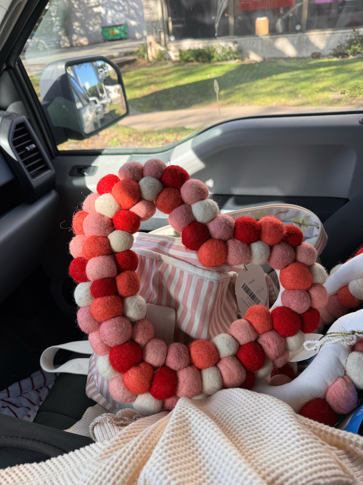 cutie valentines wreath :)