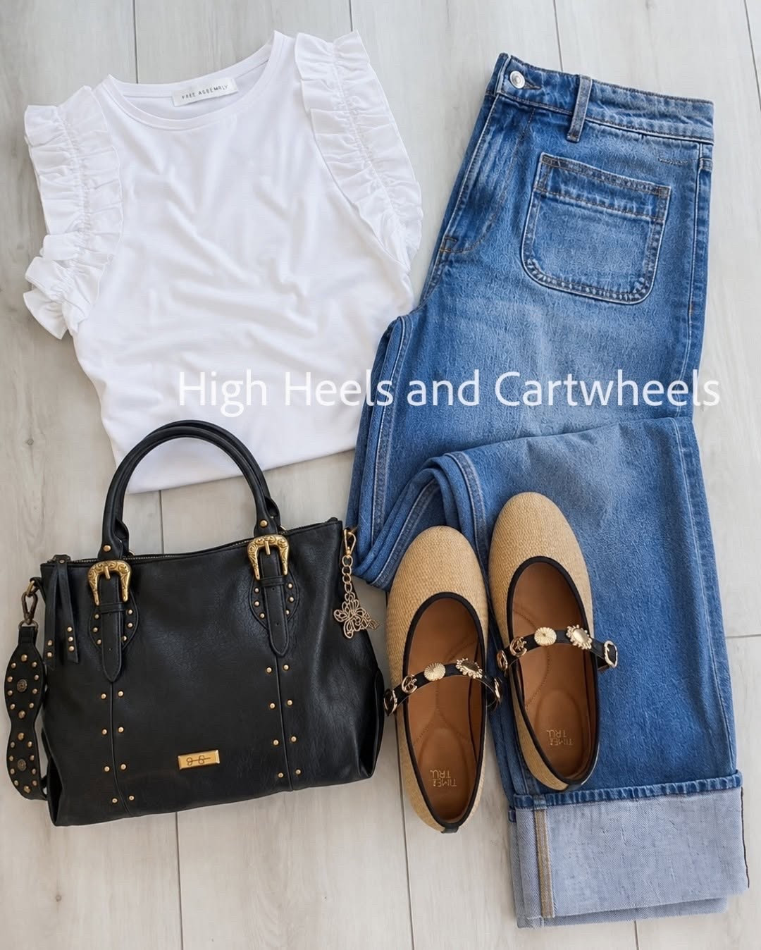 We're in LOVE with this whole outfit! It's giving stylish and chic, but without the designer price tag