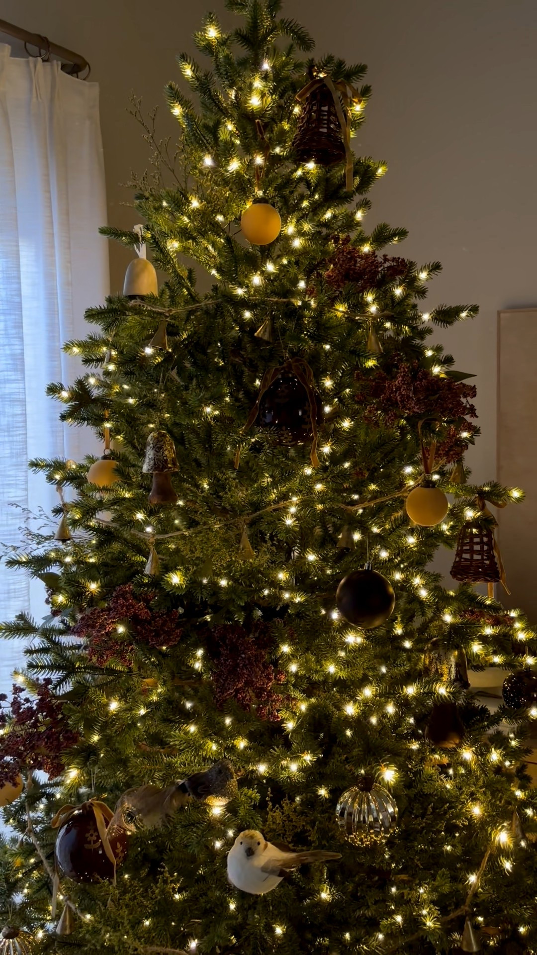 Christmas tree, Christmas tree ornaments, Christmas tree decor, Christmas tree decorating, brown ornaments, viral Christmas tree, Christmas tree garland, Christmas tree stems, fall stems, amazon ornaments, mcgee & co decor, mcgee & co Christmas 

#LTKHome #LTKSeasonal #LTKHoliday