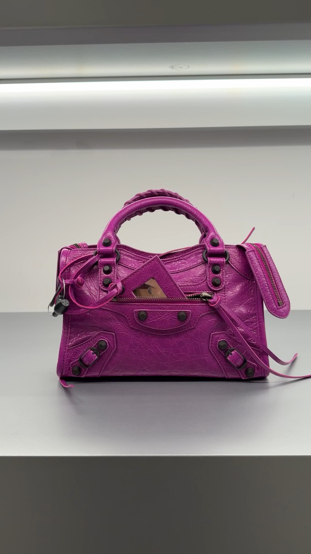 Loving this new color from Balenciaga! ⚡️ This bag is so chic and functional. Can be worn crossbody and on the crook of your arm. Comes in so many different colors. 

Small designer bag, spring bag, ootd, The Stylizt 



#LTKootd #LTKstorytime #LTKFestival