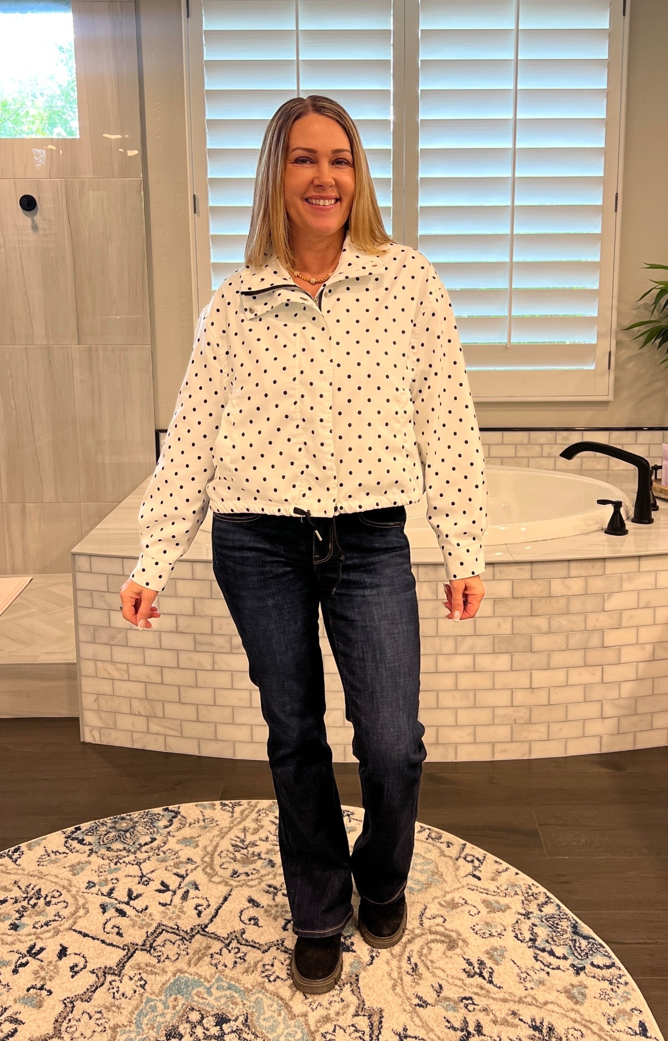 Lightweight spring jacket from Amazon ￼

#LTKfitnessgoals #LTKSeasonal #LTKdayinmylife