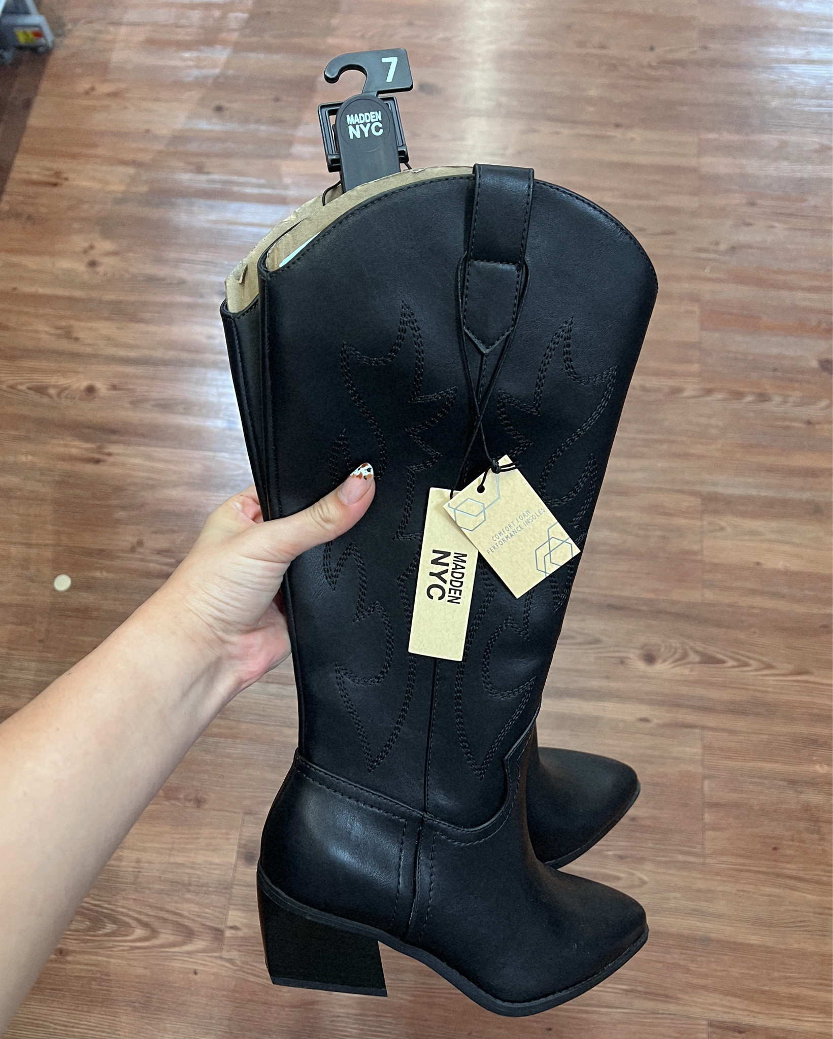 Helllooo @walmart with the black cowgirl boots I see you 🤠🖤

#LTKxWalmart #LTKStyleTip #LTKShoeCrush