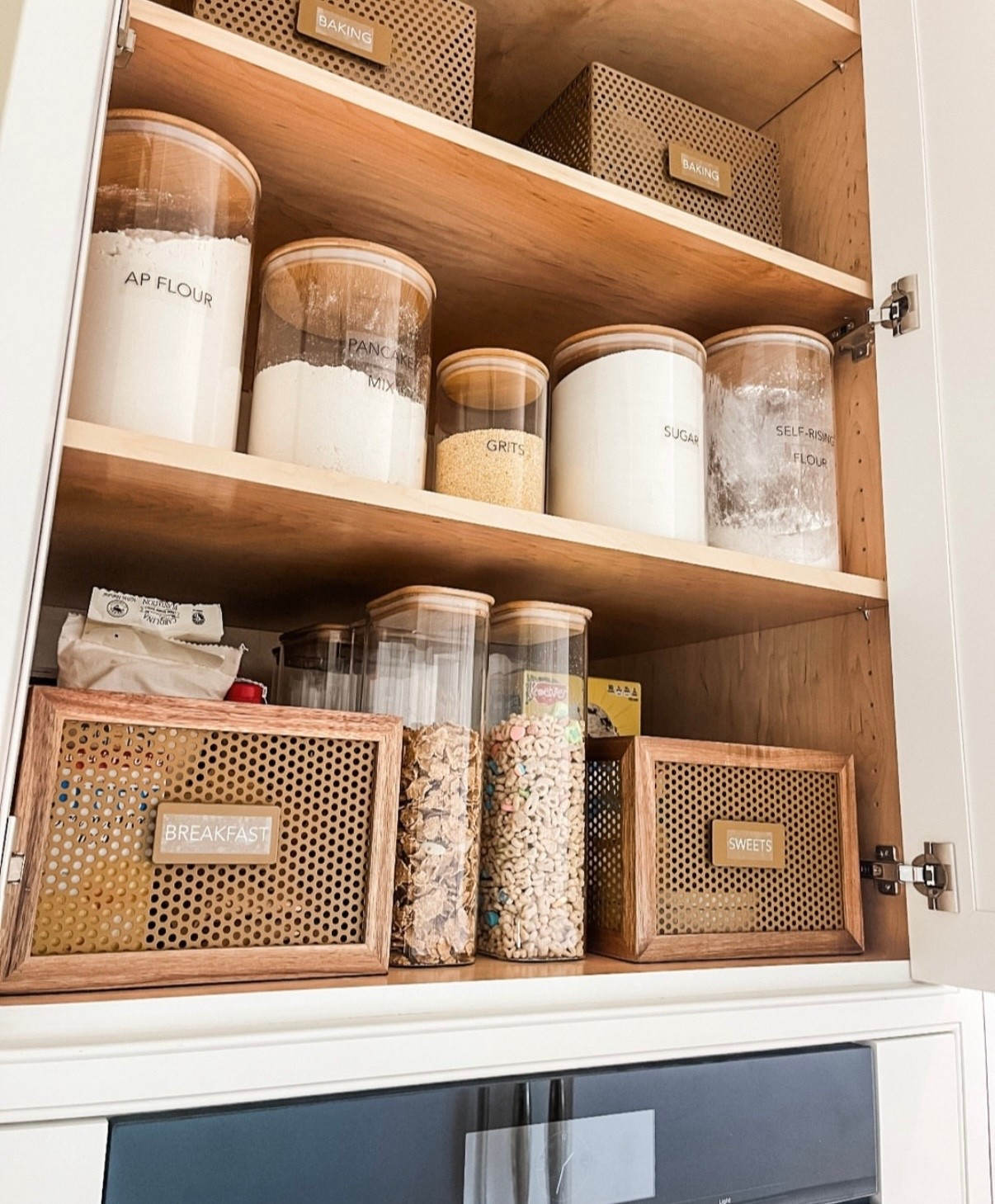 Small but mighty pantry 💪🏼