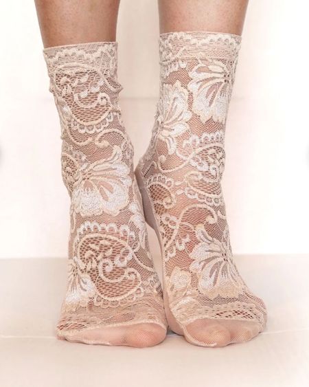 Beautiful lace socks 

#socks #lace #lacesocks #transparentsocks #romantic #romanticfit #wedding #outfit 

#LTKparties #LTKwedding