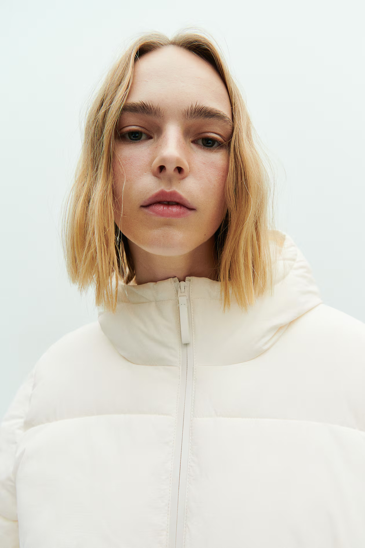 Oversized Puffer-Jacke mit Tunnelzug - Cremefarben - Ladies | H&M DE | H&M (DE, AT, CH, NL, FI)