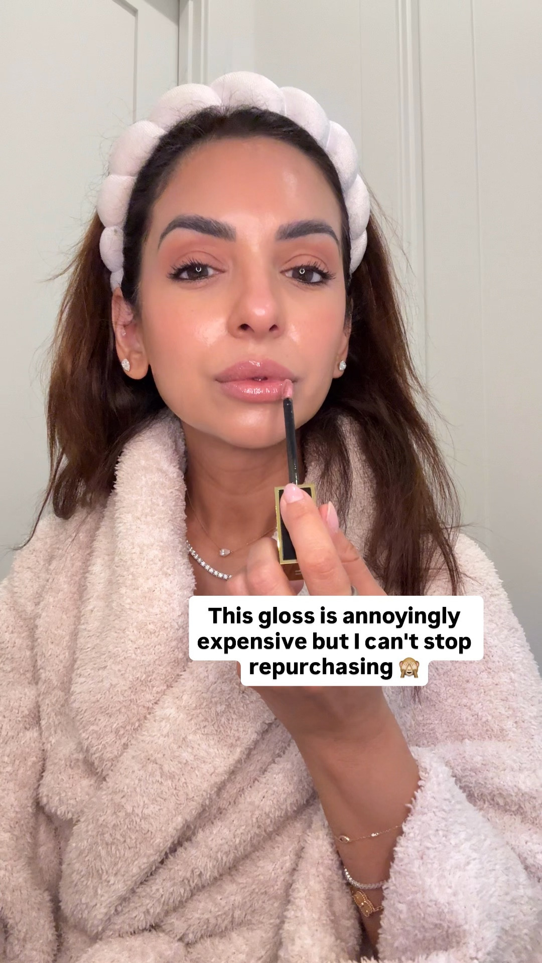 Lip liner shade 1
Lipstick dance floor princess
Gloss east coast 
