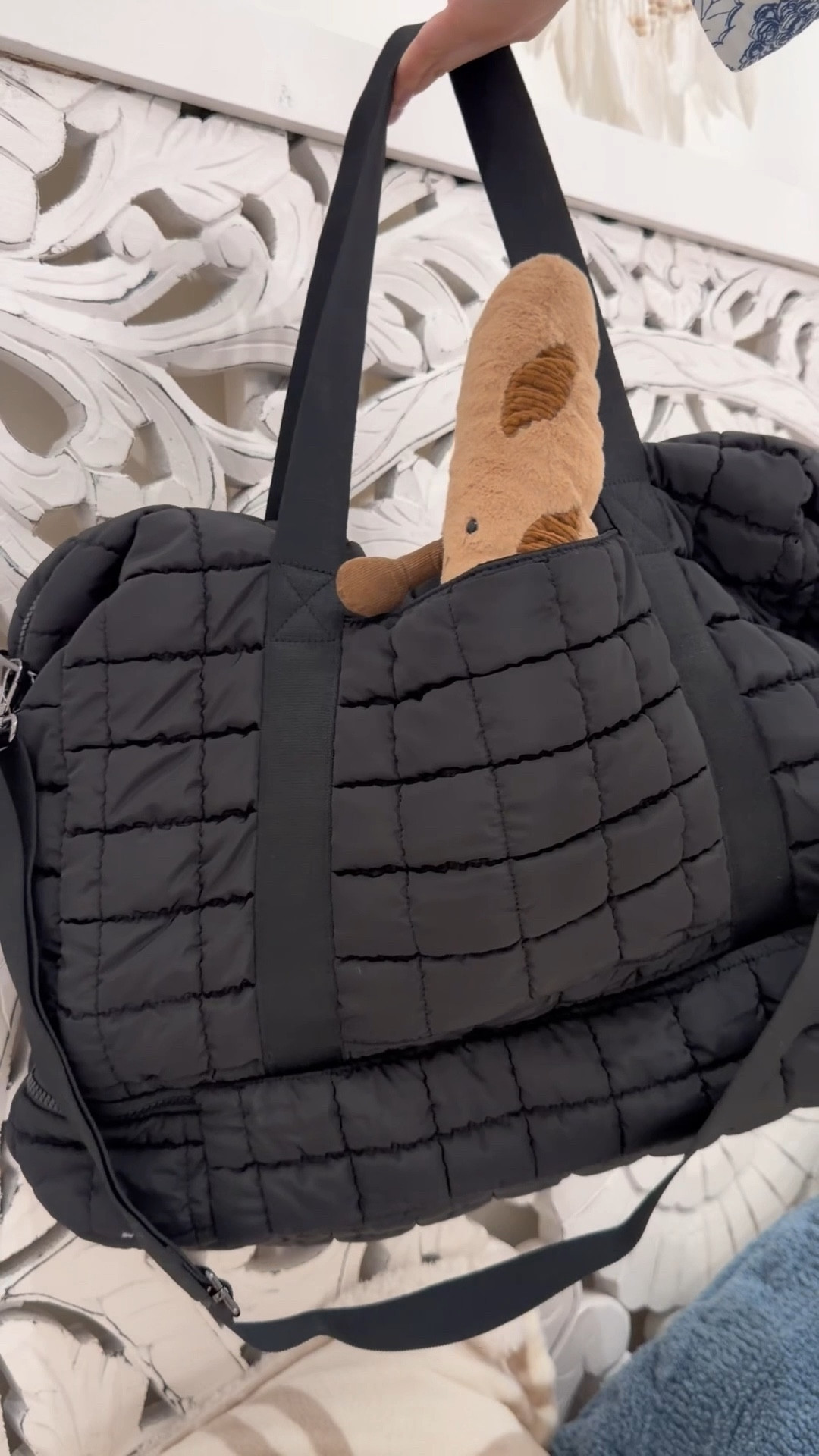 Packing my sleepover bag with the Globetrotter Weekender from Urban Expressions 🤍
It’s the perfect mix of style + function with tons of space and a sleek design.

Shop this look and explore more Urban Expressions styles on my LTK ✨
#ad #UrbanExpressions #UEXME #liketkit

#LTKTravel #LTKSaleAlert #LTKActive