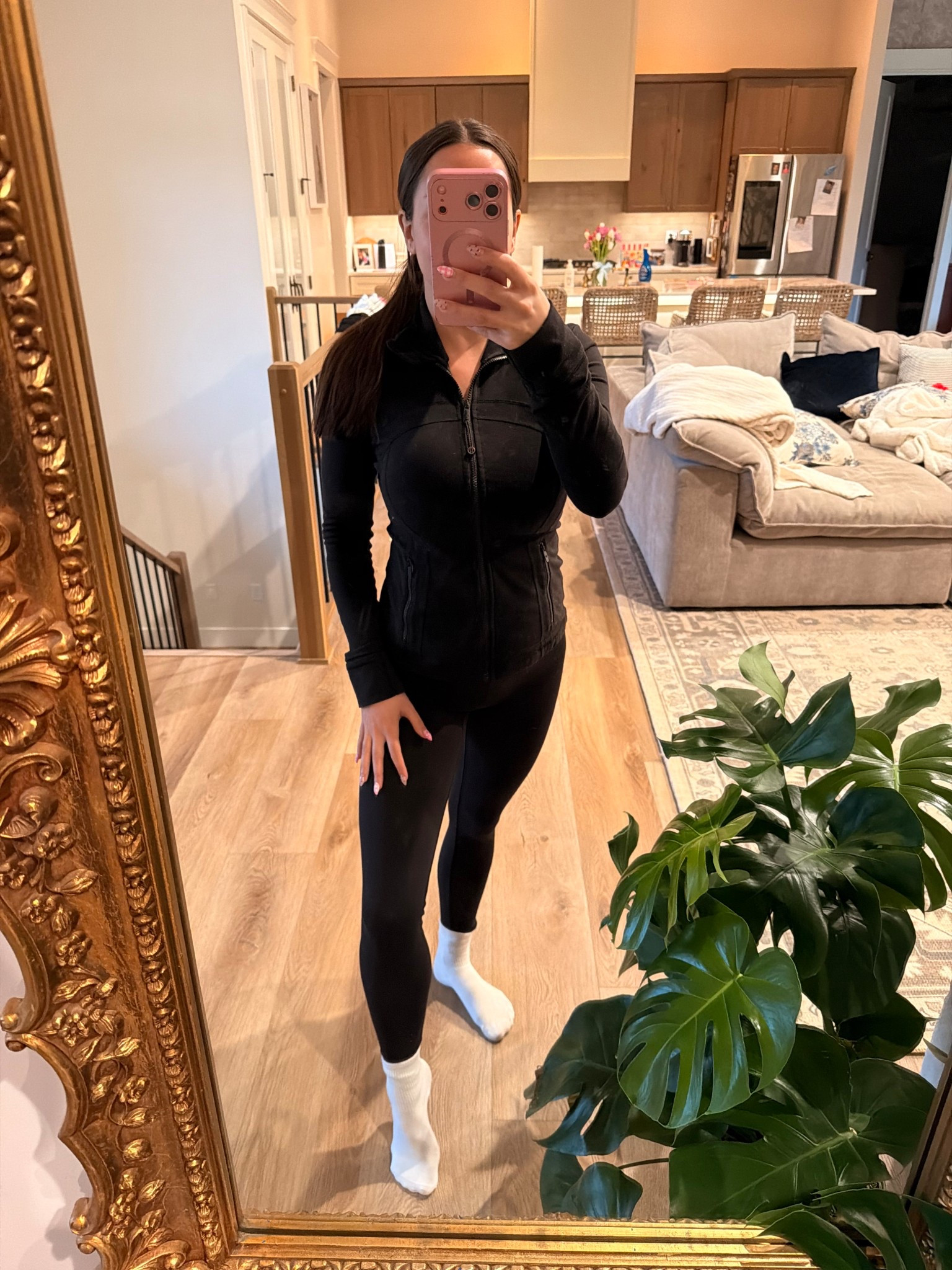 Less than $20 leggings from target that feel SO BUTTERY soft // almost identical to my Aligns from lulu🍋 

#LTKSpringSale #LTKmomlife #LTKActive