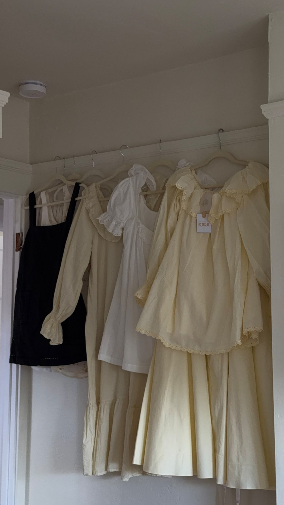 Everything I’m packing for a little staycation! 