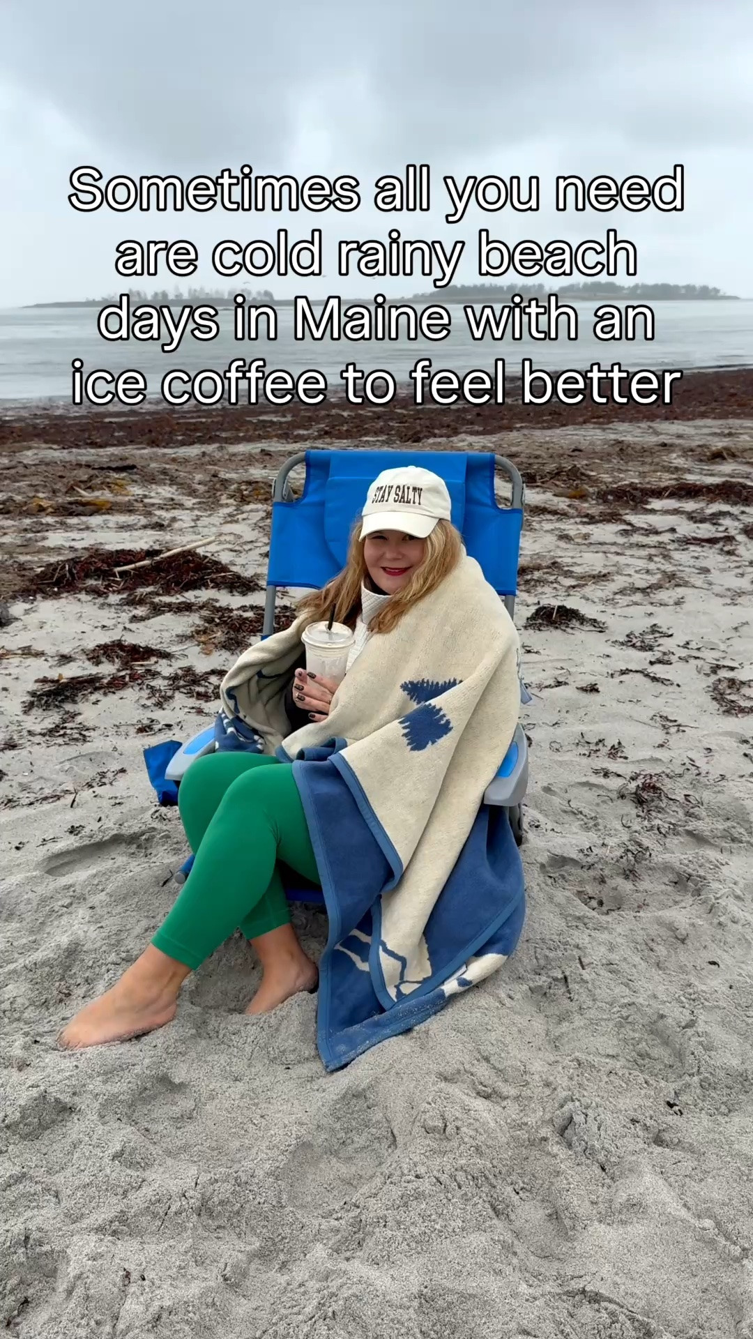 Sea therapy. Last couple weeks have been difficult, but every time I end up by the salt water I am instantly healed. 

#maine #seatherapy #theocean
