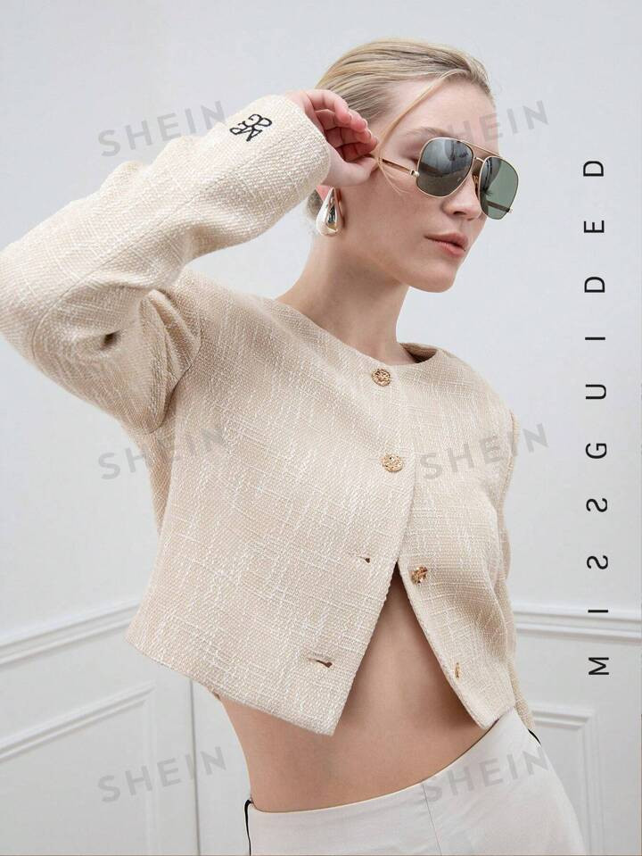MISSGUIDED Crop Textured Blazer With Gold Buttons | SHEIN