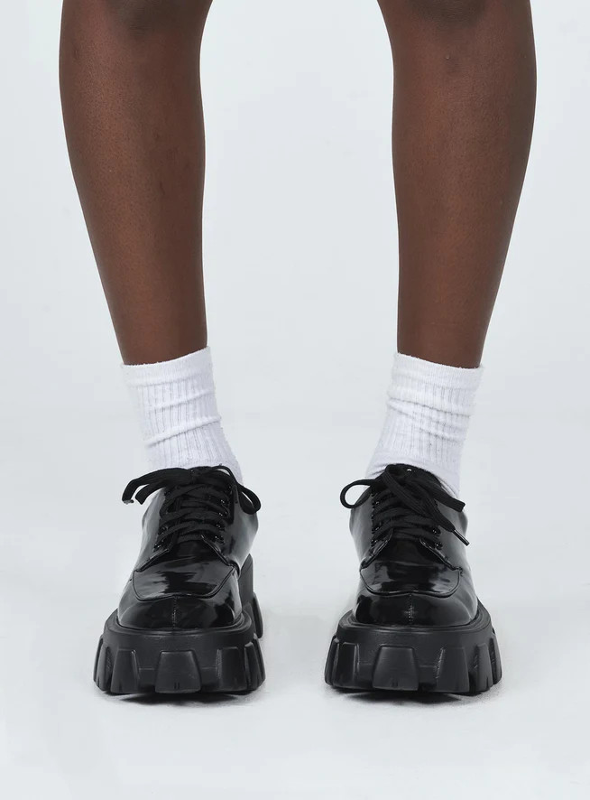 Mia Shoes Black High Shine | Princess Polly US