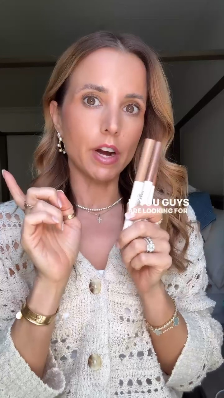 Fool proof eyeshadow sticks! Ilia eyeshadow sticks in colors jubilee, faun, and adorn. These are so easy to apply and last all day!


#LTKBeauty #LTKmorningroutine #LTKselfcare