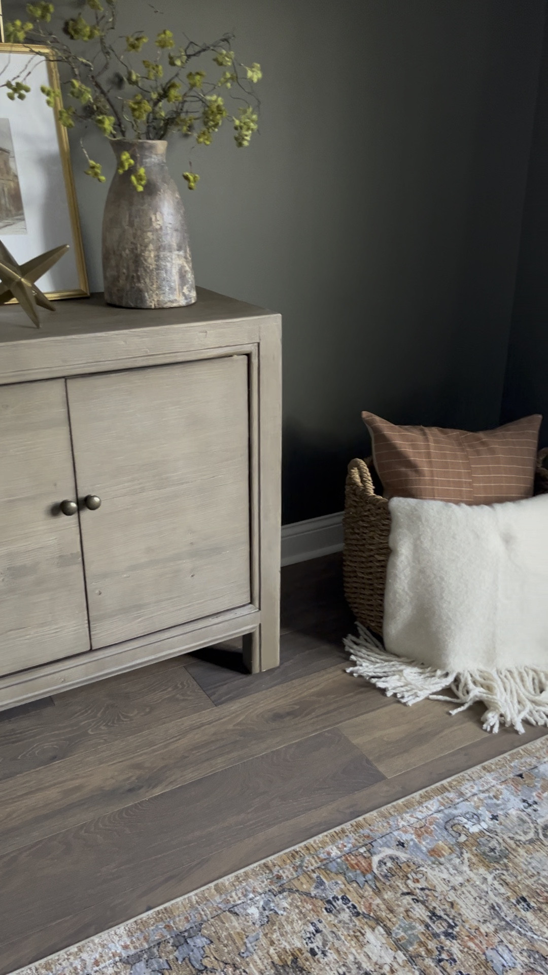 The prettiest new terracotta pillow to pair with my affordable rug 

#LTKhome #LTKVideo #LTKstyletip