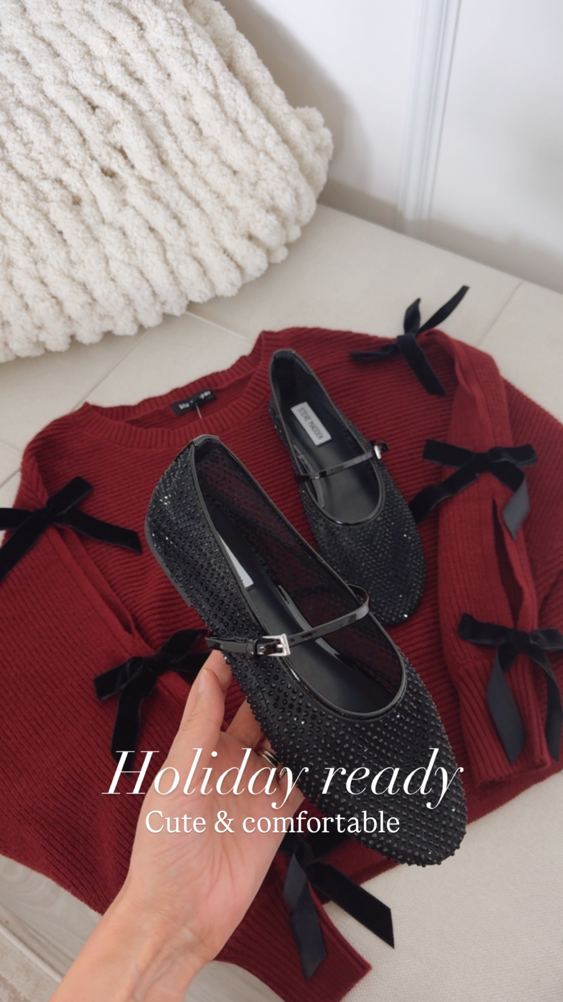 Holiday outfit 
Gorgeous and comfortable flats that are perfect for this season. Fits true to size 
@NordstromRack, #NordstromRackPartner #RackScore


#LTKHoliday #LTKootd #LTKU