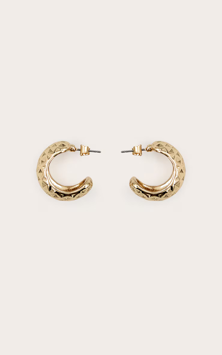 Gold Diamond Cut Chunky Hoop Earrings | PrettyLittleThing US