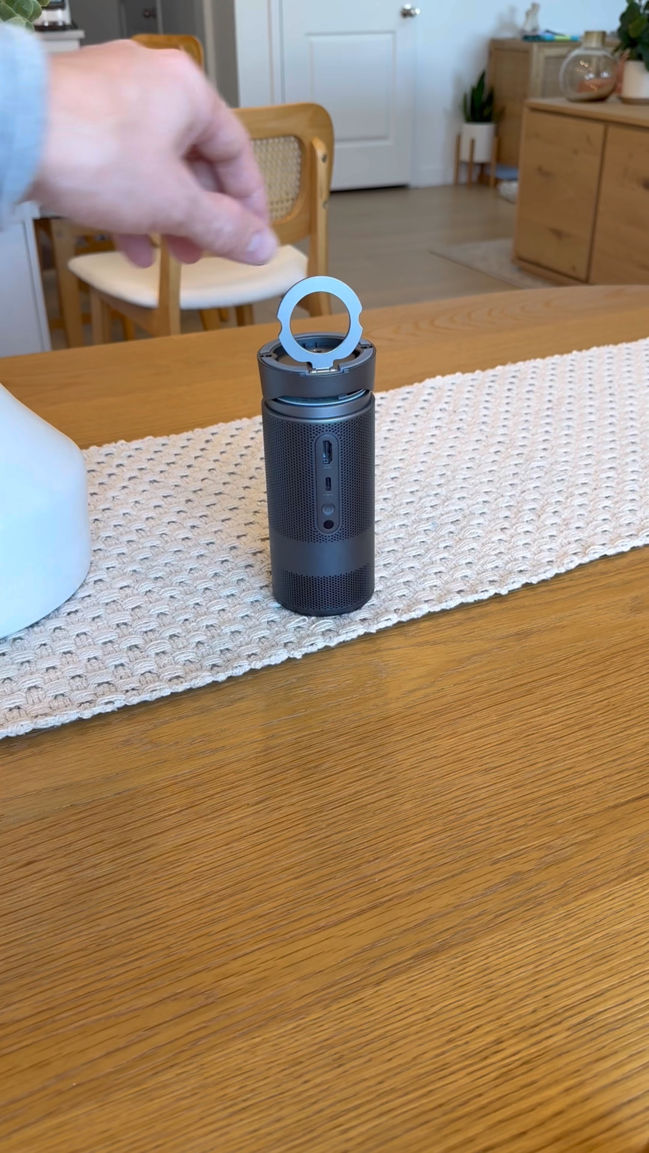 5 weird Amazon finds I bought last month I actually like! 

#LTKFamily #LTKHome #LTKMens