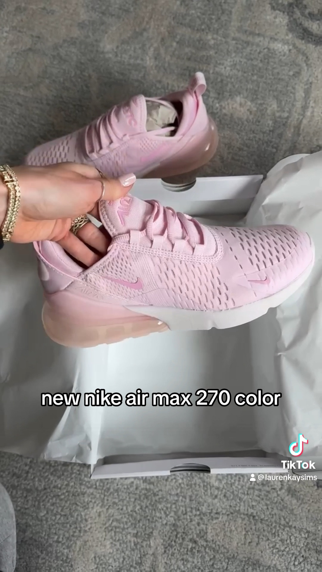 this color!! 😍 

#LTKVideo #LTKfitness #LTKshoecrush