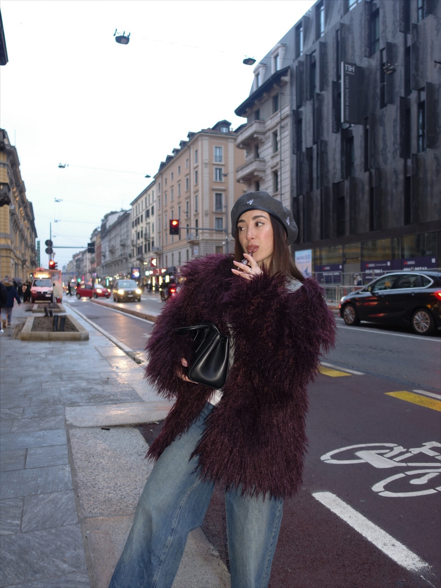 Oversize mood ✨

#LTKwinter #LTKitalia #LTKeurope