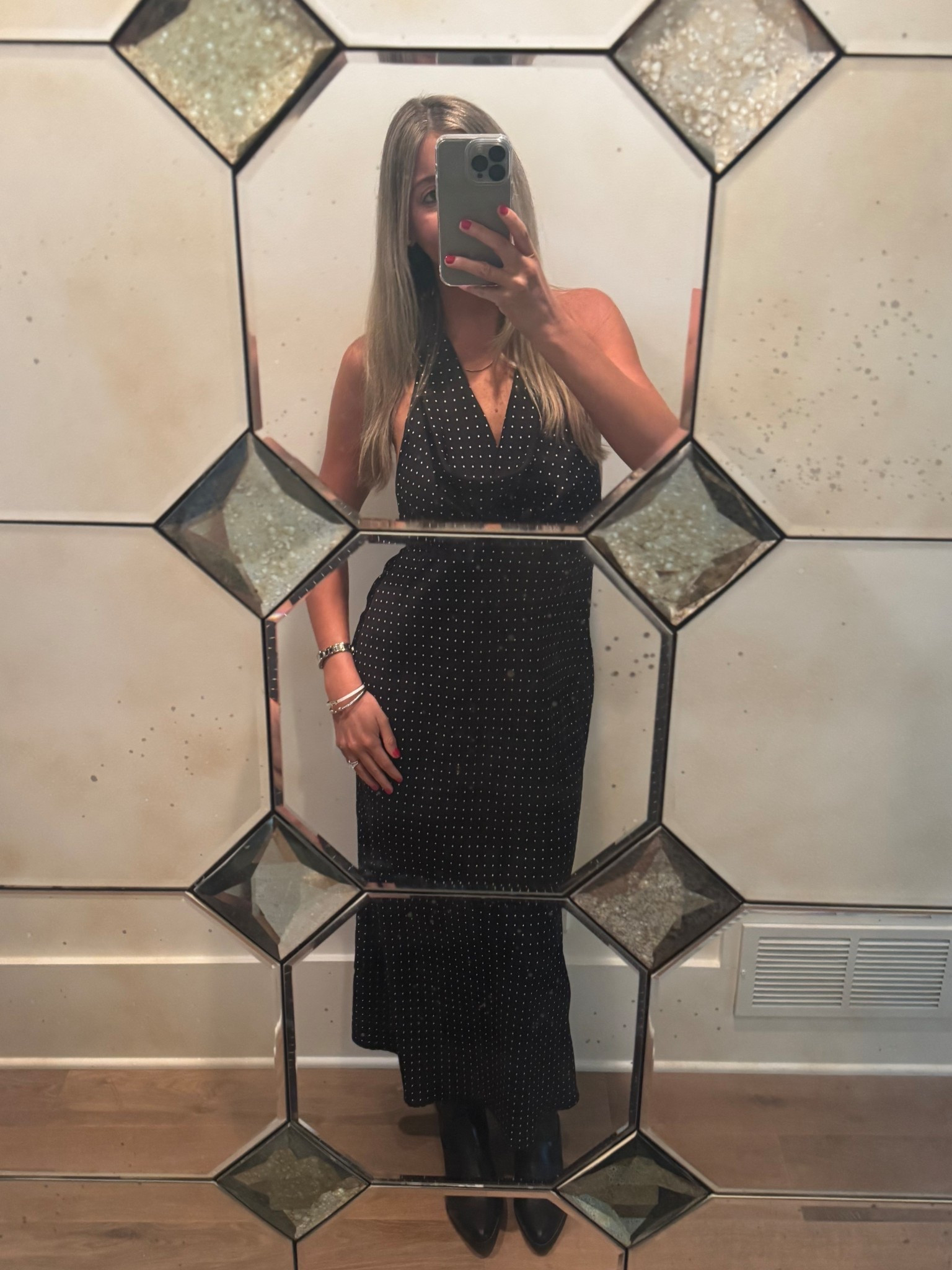 Game-day fit ❤️🖤

#LTKStyleTip #LTKU #LTKSeasonal