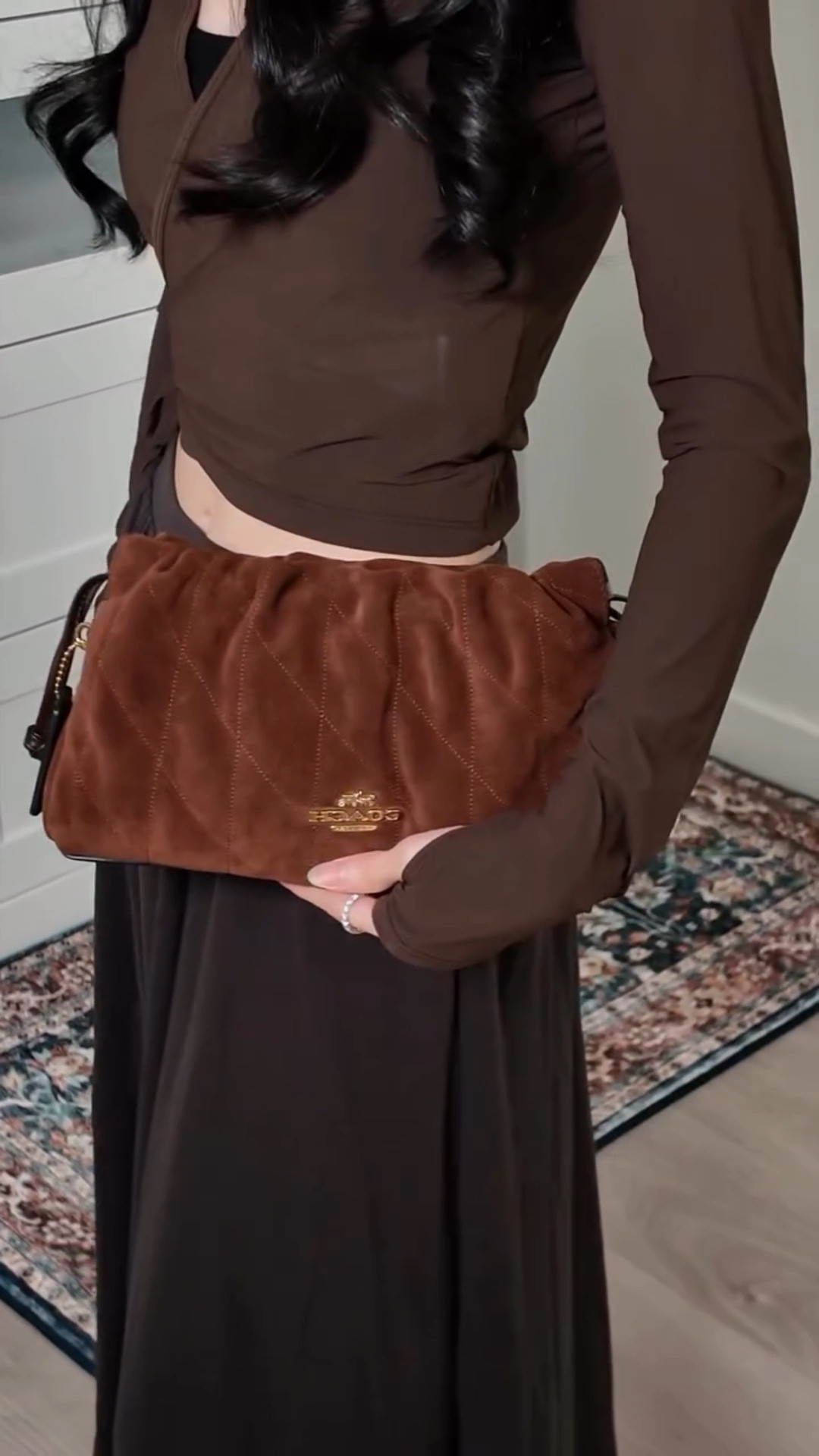 It comes with both a long and a short strap so you can wear it three different ways, but my favorite is styling it as a clutch or a shoulder bag. And it’s on sale!
•
•
•
•
•
•
•
•
•
•
#coachbags #coachbag #newbags

#LTKsale #LTKcanada #LTKwinter