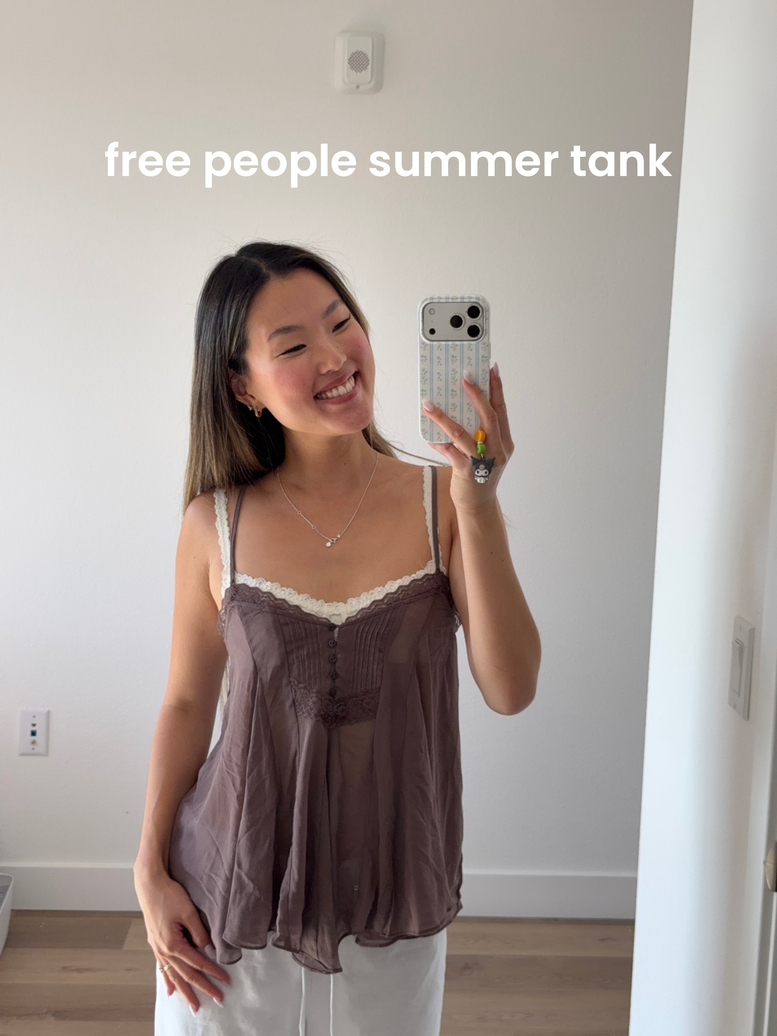 second top i bought from my first time shopping at free people! this brown/mauve flowy tank. it’s see through, so would be so cute as a bikini cover up, or paired with a lacey bralette for a feminine touch for a nice dinner or even during the day! 

wearing an xs. :) 

free people finds, free people summer tops, free people, boho tops, summer tanks

#LTKootd #LTKPetite