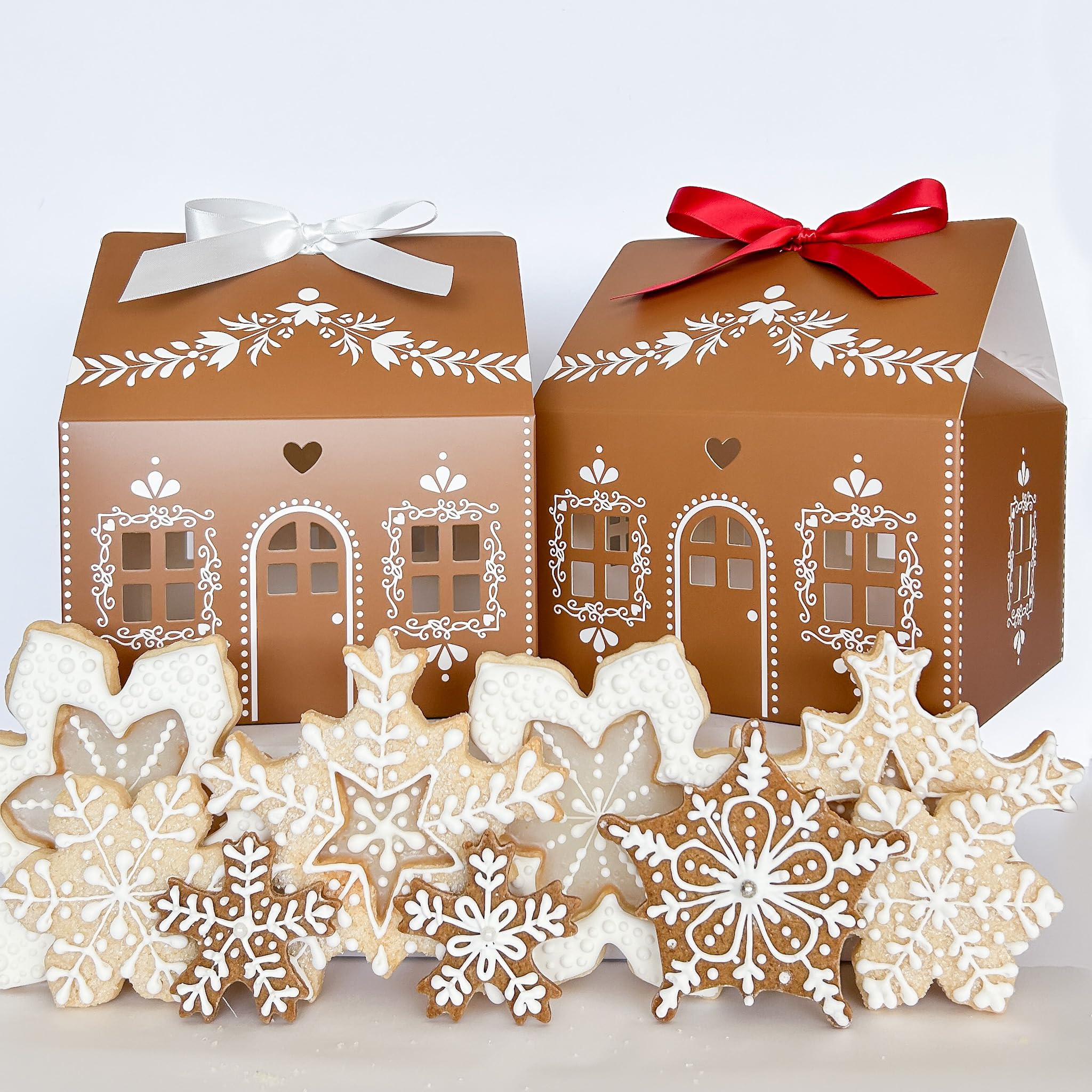 20 Pcs Gingerbread House Shaped Gift Boxes for Treats, Desserts, Fancy Cookie, White Gable Bakery... | Amazon (US)