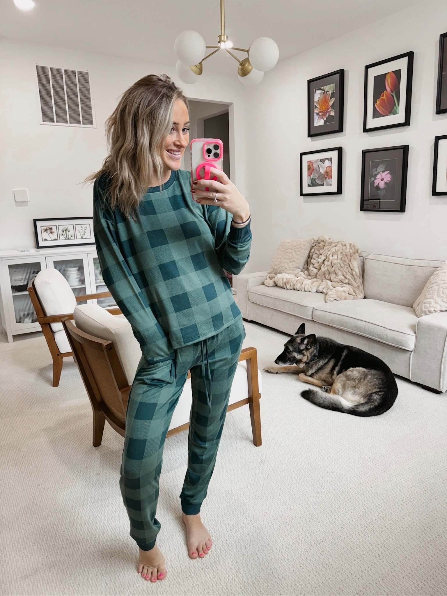 These green plaid pajamas are so cute and cozy! The perfect pajamas for Christmas morning cozied up with the family! 

#LTKHoliday #LTKSeasonal #LTKStyleTip