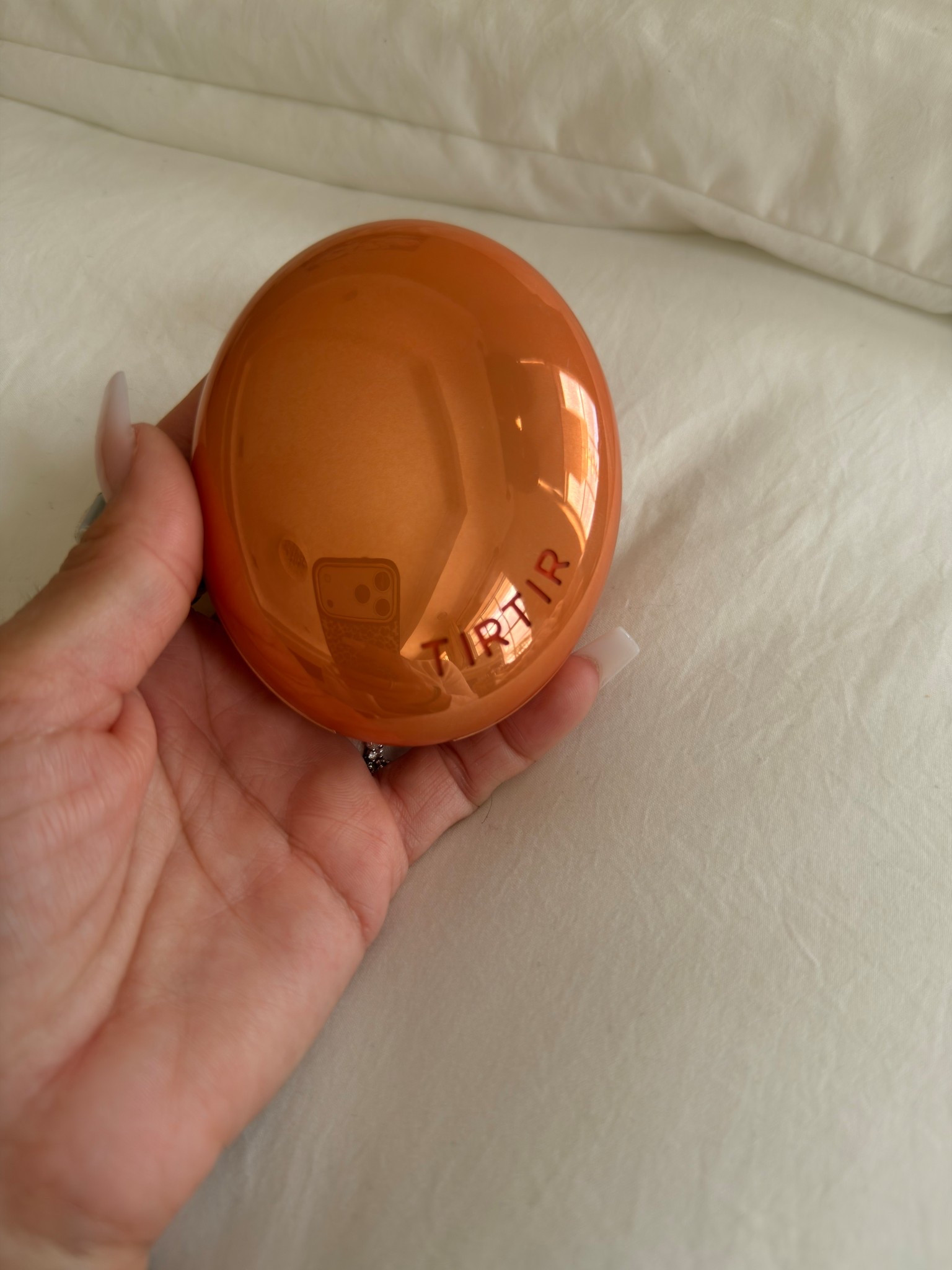 This foundation… I get the hype now 🤍
skin looks SO smooth, blurred and flawless without feeling heavy ✨
literally gives that “filter” look in real life




#LTKmorningroutine #LTKdayinmylife #LTKgrwm