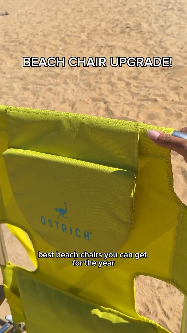 🏖️ Comment “CHAIR” to tap the button on the bottom left to snag these incredible beach chairs! Highest quality chairs to lounge in allll day! 😍 with so many cute colors!!! The hole for your face is SO NICE! 🏖️ 🌊 #beachmusthaves #vacationessentials