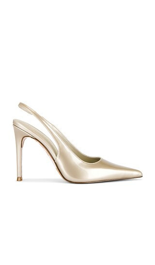 Steve Madden Reyes Slingback Pump in Metallic Neutral. - size 9.5 | Revolve Clothing (Global)