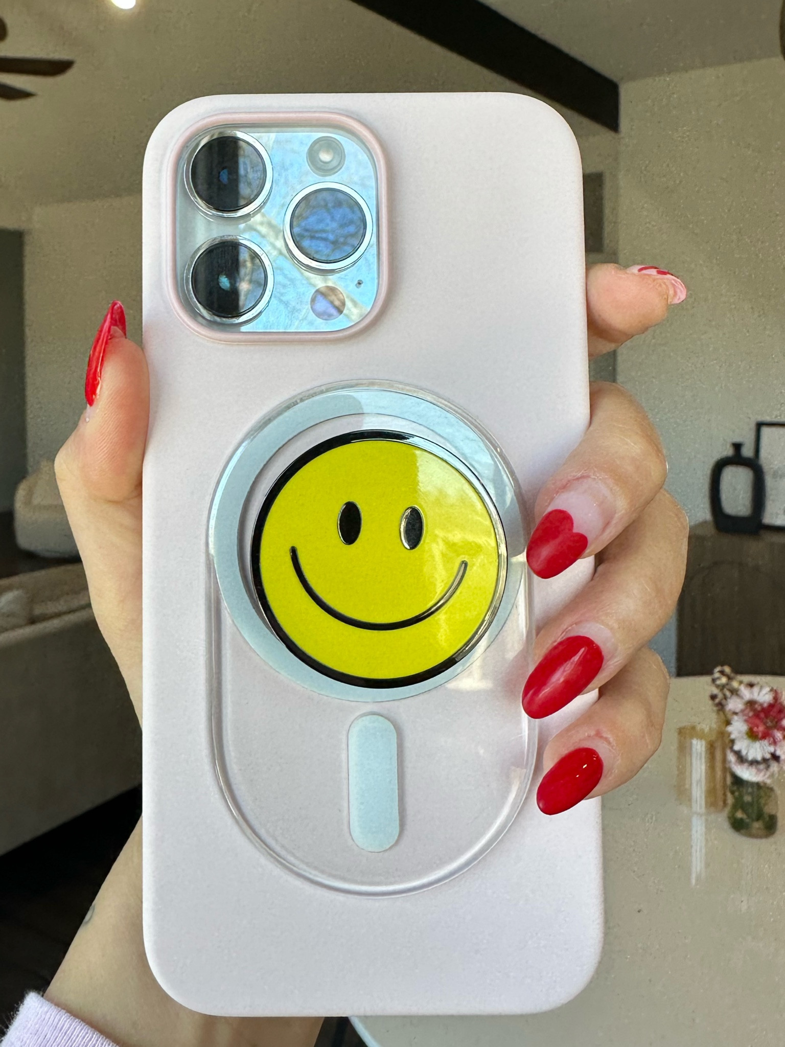 PopSockets Smiley Face Phone Holder Grip PopSocket Pop Socket PopGrip