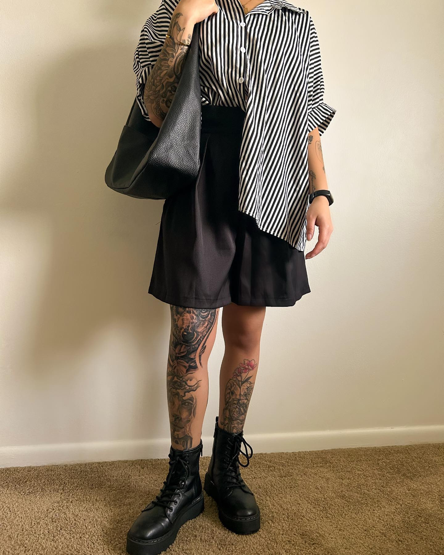 Black and white fashion🖤

💬 Tip for the short girls: Elevate your look with combat boots, especially when paired with the right bottoms like these pleated shorts, for an elongated silhouette. 

#LTKStyleTip #LTKPetite #LTKWorkwear