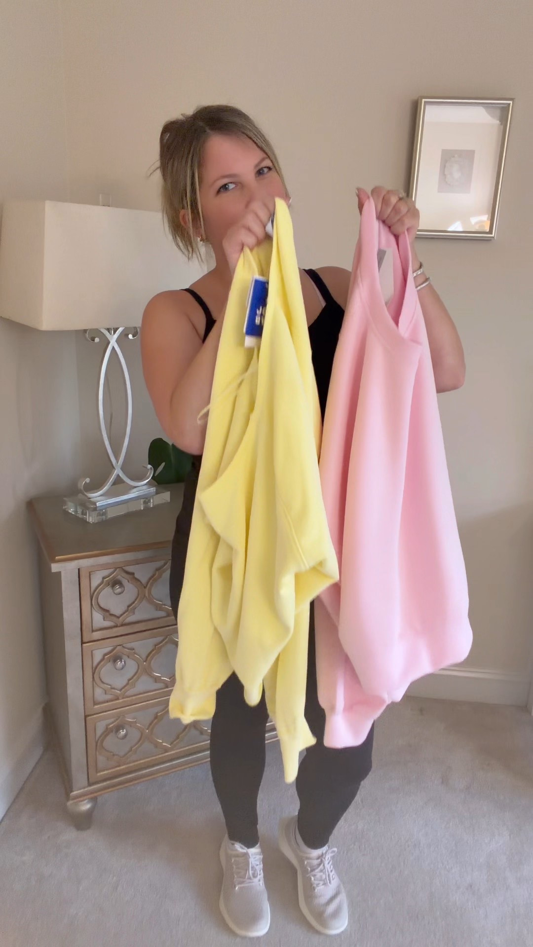 If you’re like me and love bright happy colors without loud patterns this mini haul is for you. Two cozy crewnecks with all the girly vibes. Perfect for layering over athletic wear and cute enough to wear way beyond the gym.

#LTKmomlife #LTKActive #LTKFindsUnder50