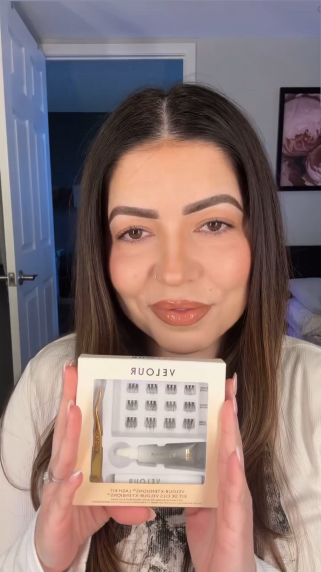 Salon-grade results at home🤩
Obsessed with how simple and quick it was to apply these! Bring on summertime fine with 10 days of wear, perfect for vacay!🏝️

The kit comes with everything you need:
- lash extension tool
- lash clusters in short, medium & long
- multi-day lash bond
- remover spray

✨ Available at velourbeauty.com, Sephora and Amazon!

@velourbeautyofficial

#veloursociety #velourlashes #lashes #beautycontent #grwm #summer #makeup #trending #ugccontentcreator #ugcmakeup #ugc #makeuptutorial #girlythings #beauty #diy #lashextensions  #ugccontent