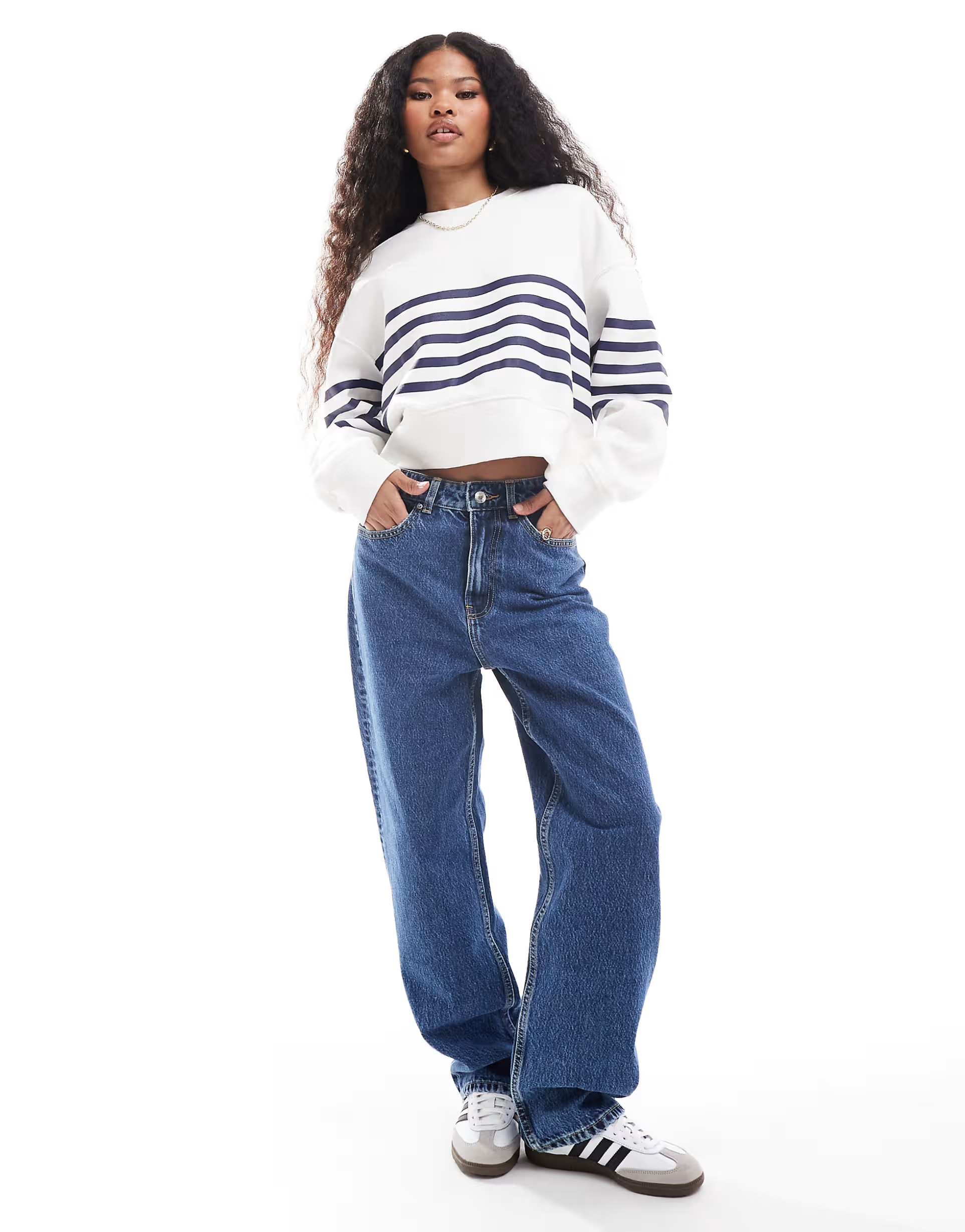 Bershka petite mom jeans in authentic blue | ASOS (Global)
