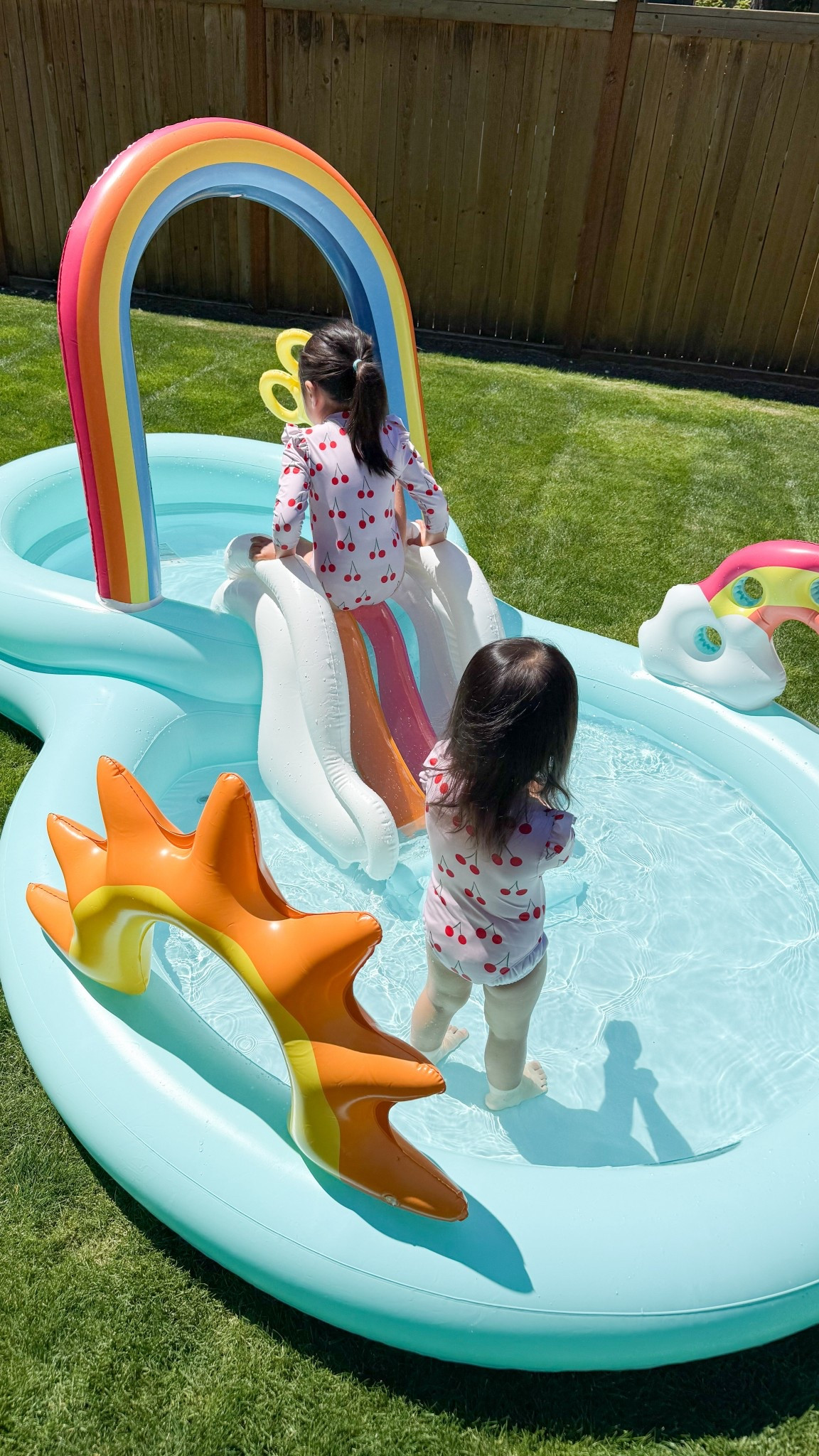 Cute kiddie pool with slide, inflatable swimming pool for kids

#LTKKids #LTKHome #LTKSwim