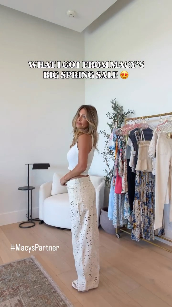 Tell me why I walked into @macys for one thing and walked out with a new spring wardrobe🤯 The Big Spring Sale is so good 🙌🏻 comment SHOP and grab everything I found and more 40-60% off at my storefront in my bio! #MacysPartner #macysstylecrew