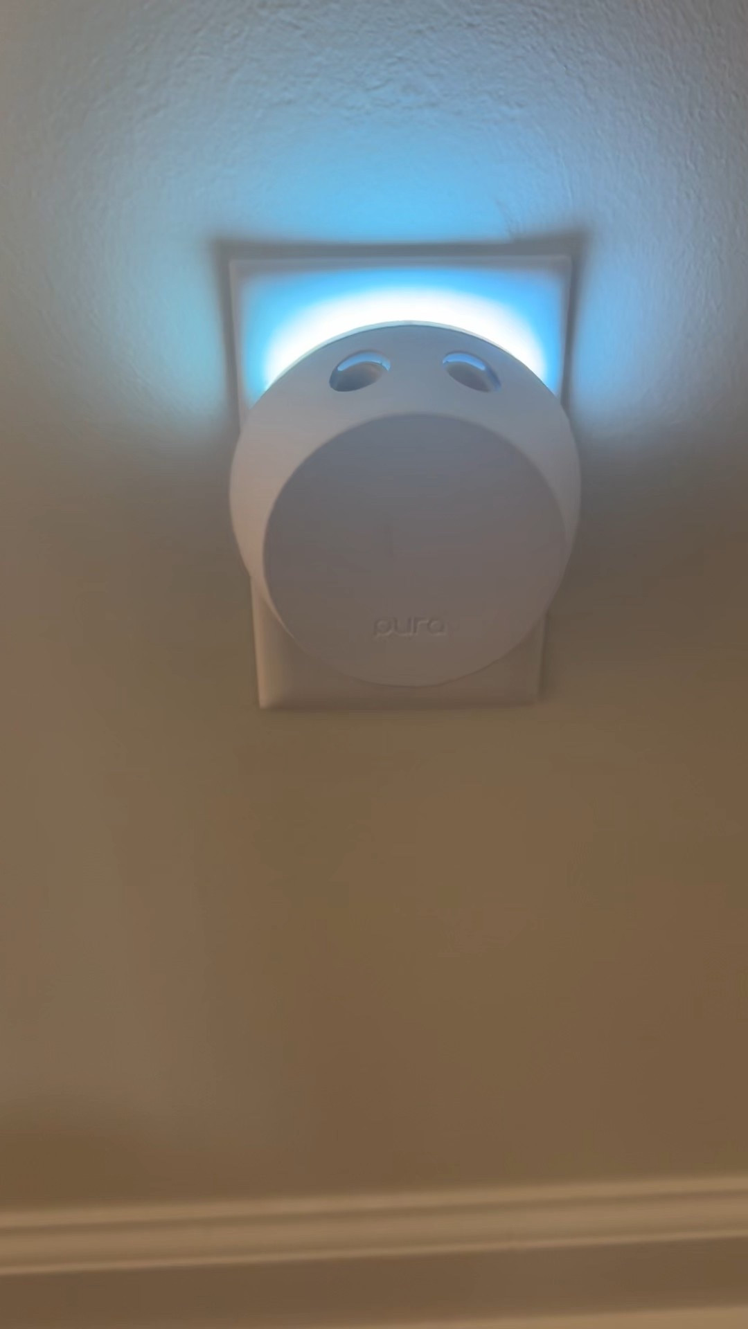 I got in my new @Pura scents today!!! I can’t wait to add them to the rotation!!! 