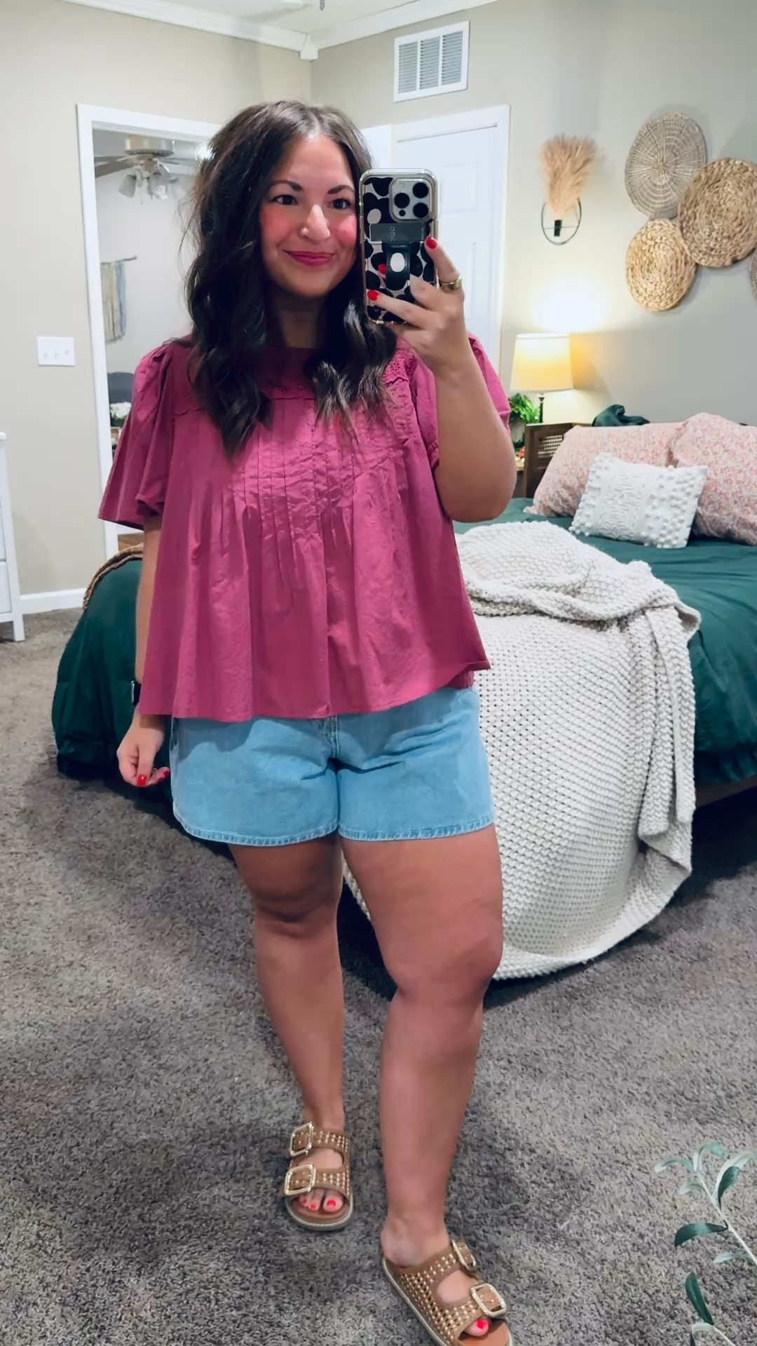 An entire outfit from Target and it’s giving Spring 🌷 Loving this cute blouse with classic denim shorts — simple, flattering, and so easy to wear.

sandals: fit true to size // wearing a 5
denim shorts: fit a tad oversized // wearing a 14
blouse: fits true to size, but cropped // wearing an XL 

 

#LTKootd #LTKMidsize