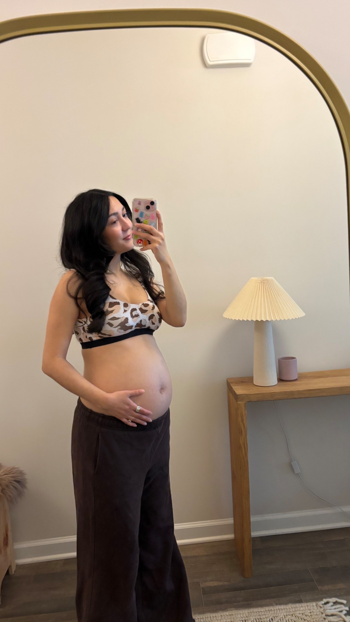 MeUndies scoop bralette in feline (m)
Aerie cloud fleece trouser (s short)
@Aerie 

#LTKPetite #LTKBump